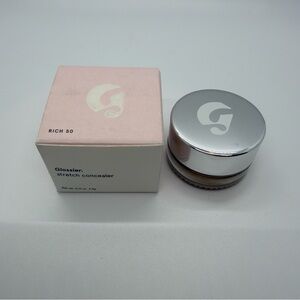Glossier Stretch Concealer in Rich 50 new in box
